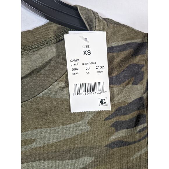 Zoe Liv Camo Print Tshirt XS Green Short Sleeve Hi Low Hem Crew Layer Camouflage - Picture 3 of 8